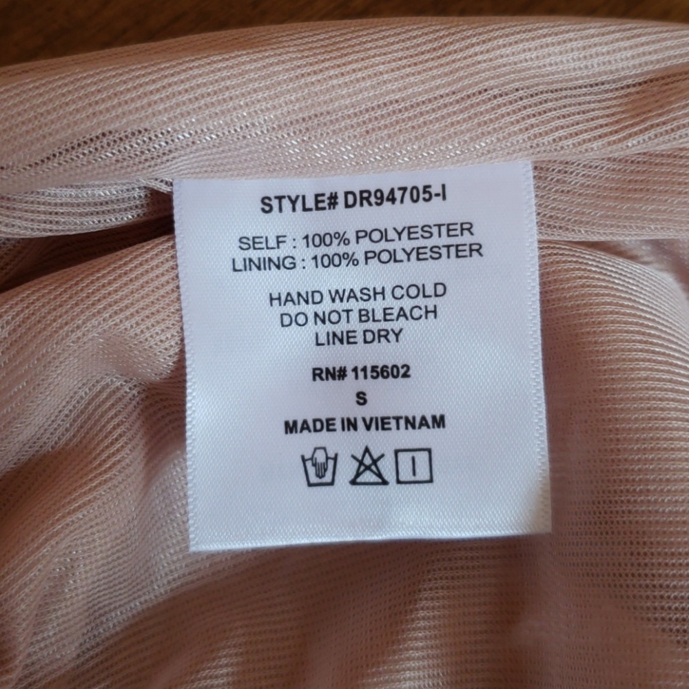 Lush Ruffle Cold Shoulder Dress - Picture 8 of 8